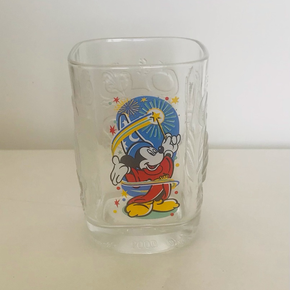 McDonald's 2000 Walt Disney World EPCOT Glass Featuring Mickey Mouse As A Wizard